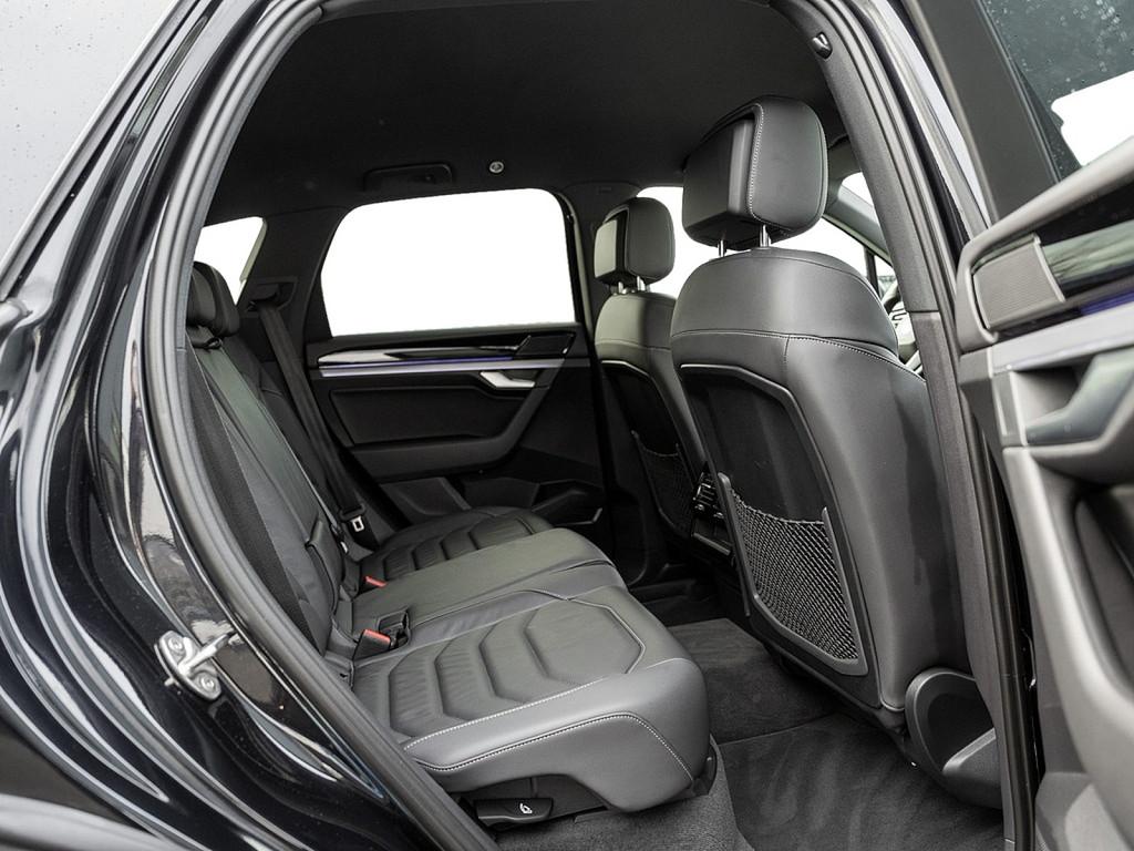 Volkswagen Touareg 3.0 TDI R-Line 4M AHK KAM LUFT GRA PDC