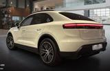 Porsche Macan Electric Pano-Schiebedach*AHK*L-Heizbar - Porsche Macan in Dresden