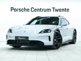 Porsche Taycan 4 Cross Turismo - graue Porsche Taycan