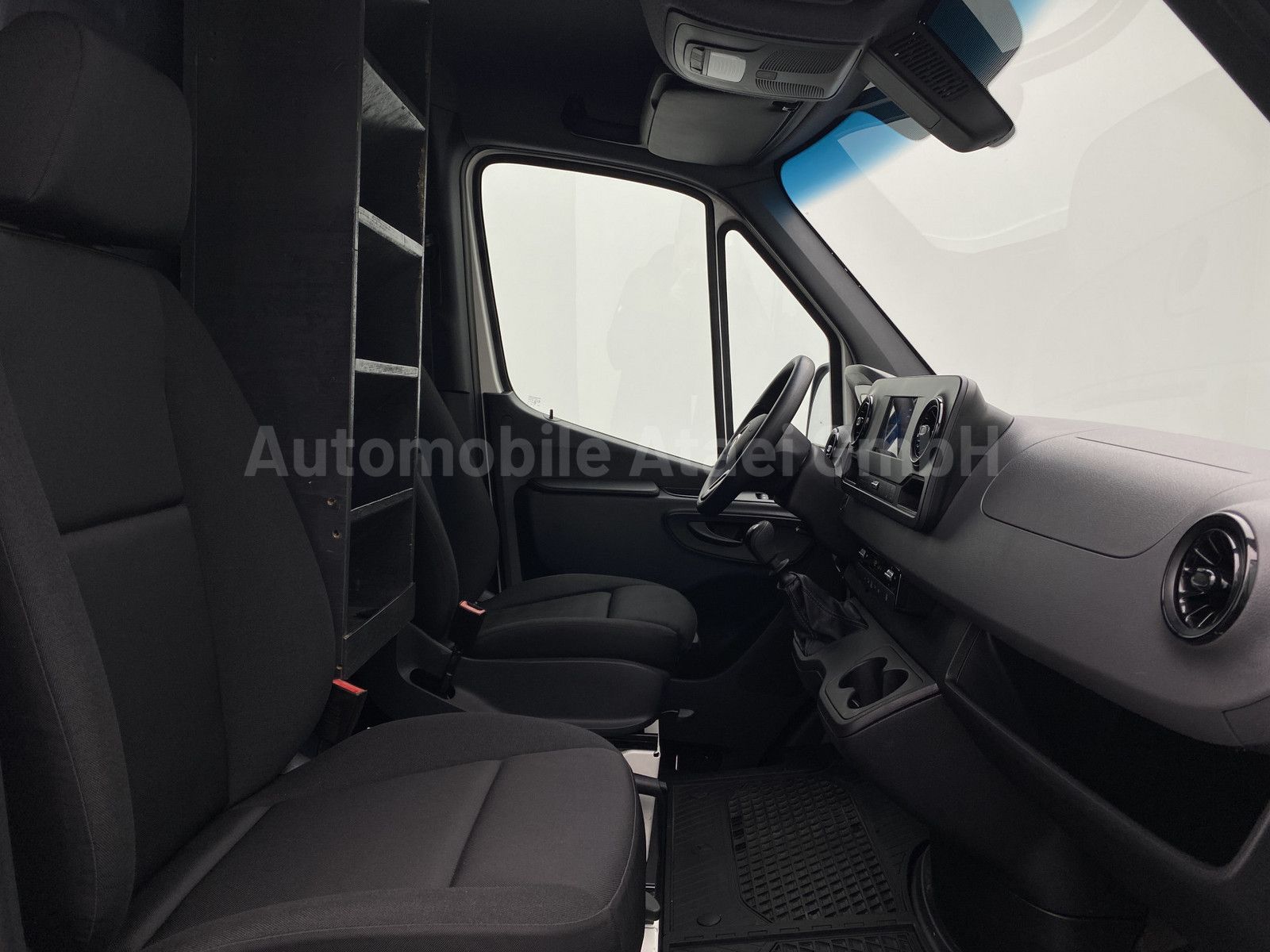 Fahrzeugabbildung Mercedes-Benz Sprinter 314 *2x Schiebetür* KAMERA+STANDH. 5359