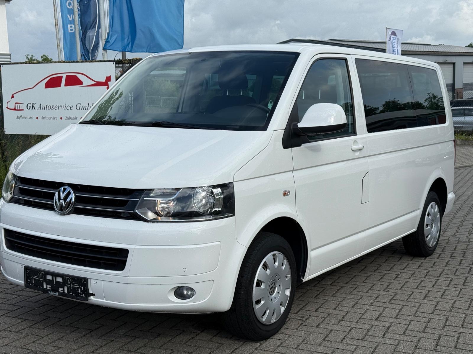 Volkswagen T5 Transporter Bus Caravelle Comfortline