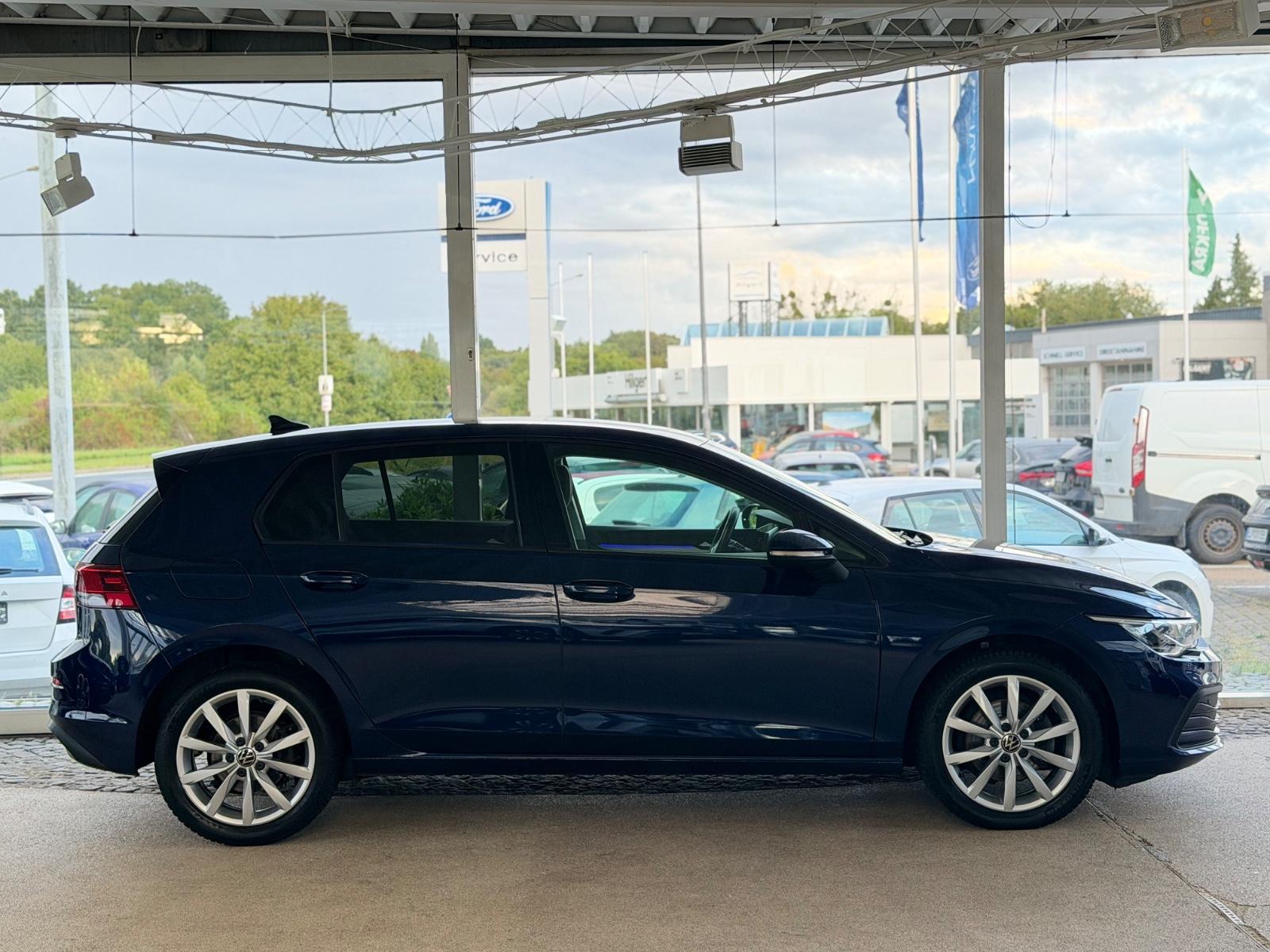 Volkswagen Golf *8*2.0 TDI*Lim.*DSG*Life*AHK*ACC*SHZ*NAVI*, миниатюра 10