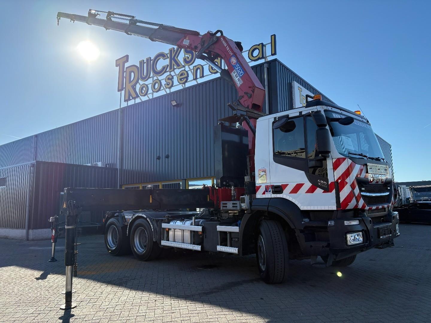 Iveco Stralis 420 X-WAY + HMF 5020K-RCS 6x Traktor + 6