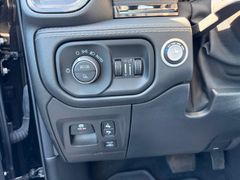 Fahrzeugabbildung Dodge RAM 1500 Limited Night RAMBOX MFT NAP Dt.Fzg.