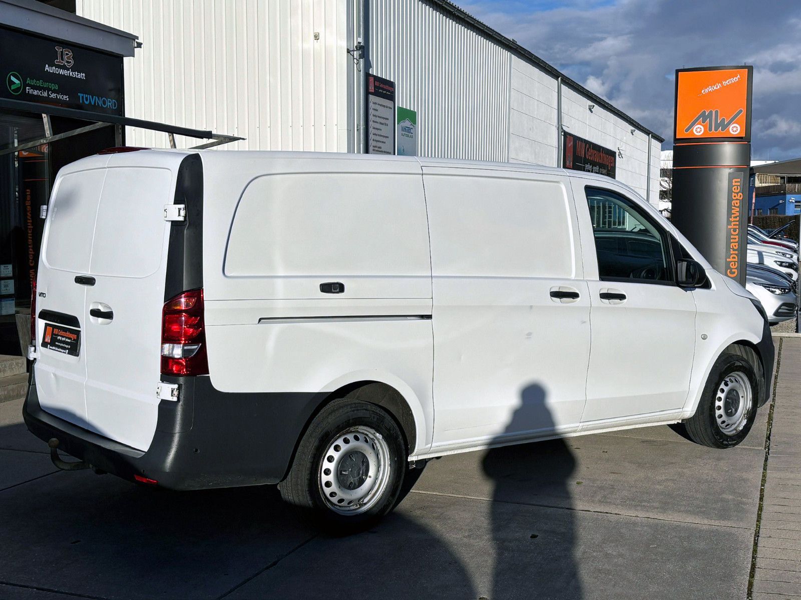 Fahrzeugabbildung Mercedes-Benz Vito Kasten 116 CDI RWD lang PDC Temp. AHK Klima