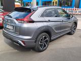 Mitsubishi Eclipse Cross Plug-in Hybrid Select Black 2.4 MI - Mitsubishi Eclipse Cross: Select