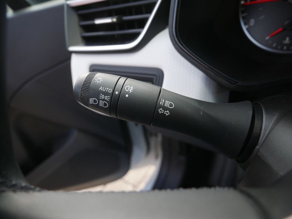 Fahrzeugabbildung Renault Clio Evolution TCe 90 KLIMA PDC NAVI LED