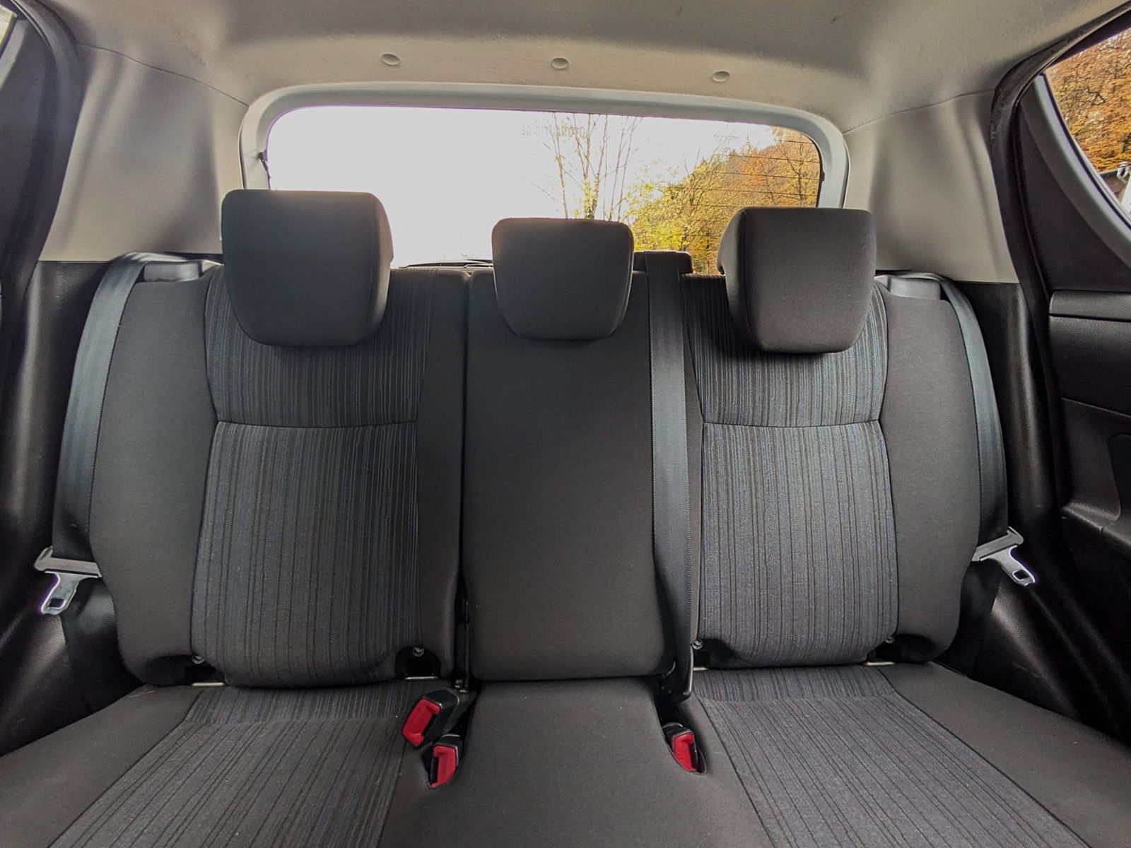 Fahrzeugabbildung Suzuki Swift 1.2 KLIMA TEMPOMAT ALLWETTER AHK ALU