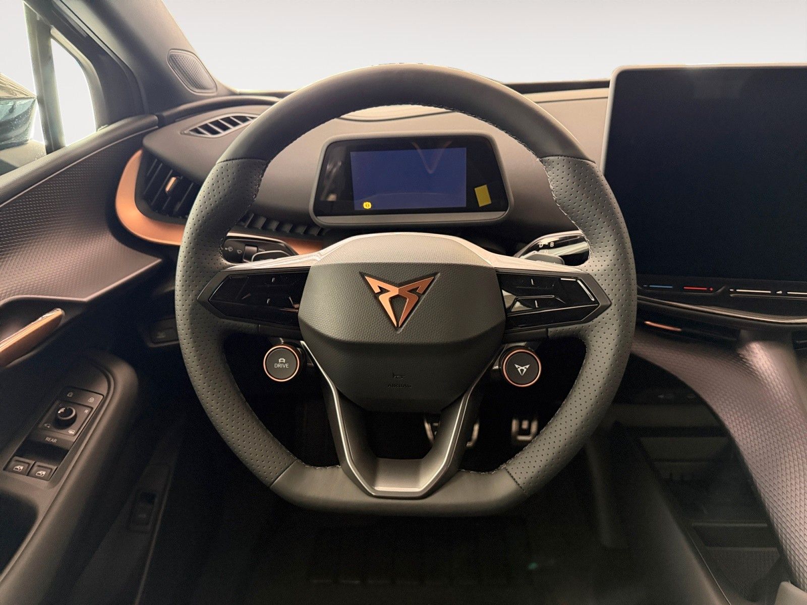 Cupra Tavascan - Bild 13