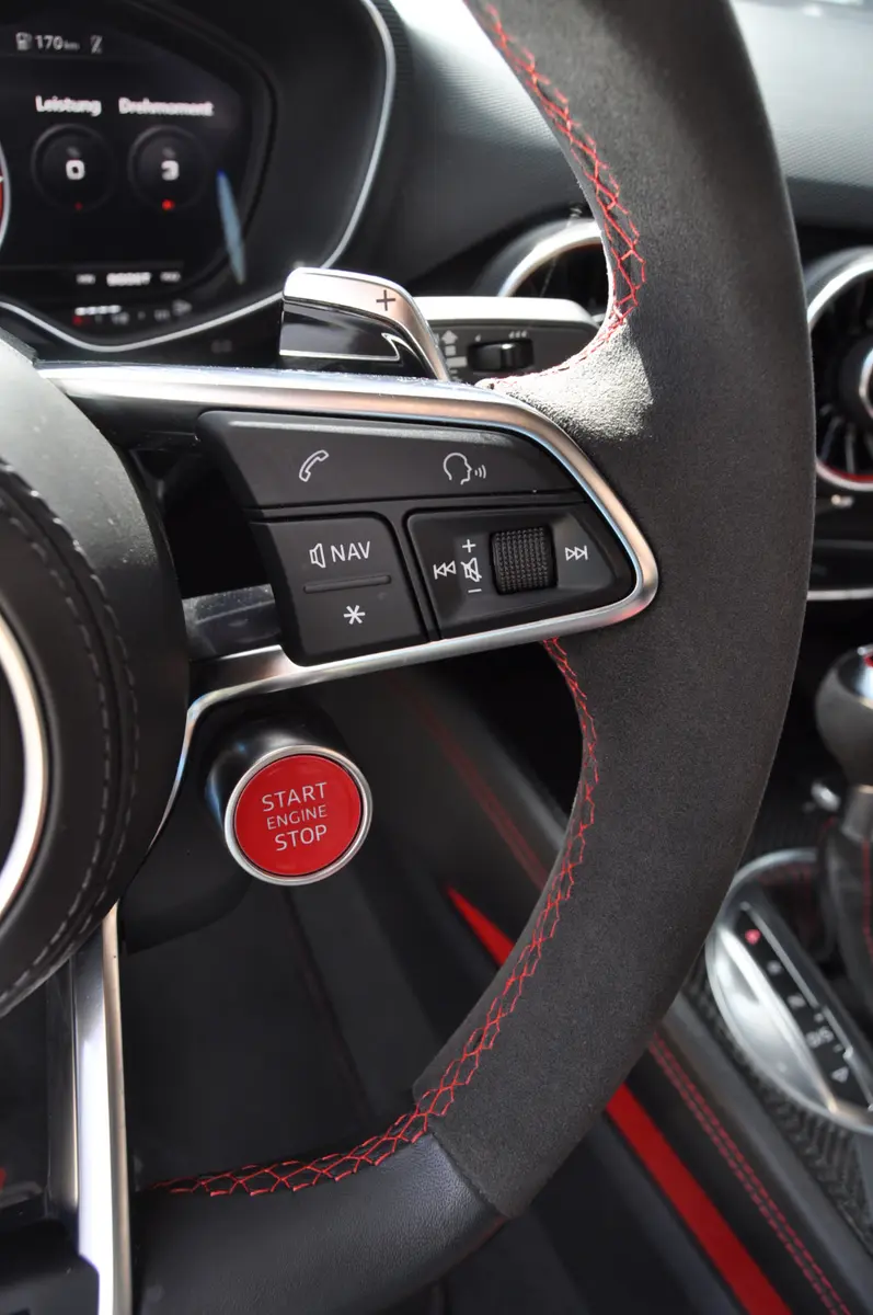 Audi TTRS Coupe Quattro Kamera Matrix LED B&O Carbon