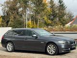 BMW 525d Touring /RFK/MFL/NAVI/SHZ/ - BMW 525: D