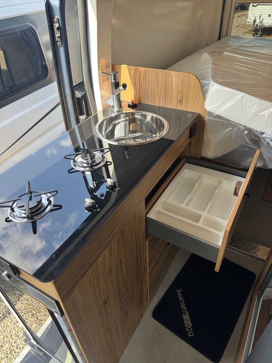 Fahrzeugabbildung Karmann Dexter 4x4 DE 570 AW Klima, Heizung 4KW, RFK