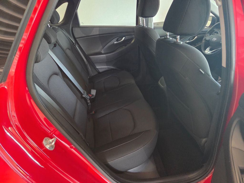 Hyundai i30 Intro HU AU NEU – Ansicht 13