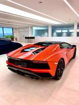 Lamborghini Aventador S  Roadster mit Garantie arancio argos - Lamborghini in Düsseldorf
