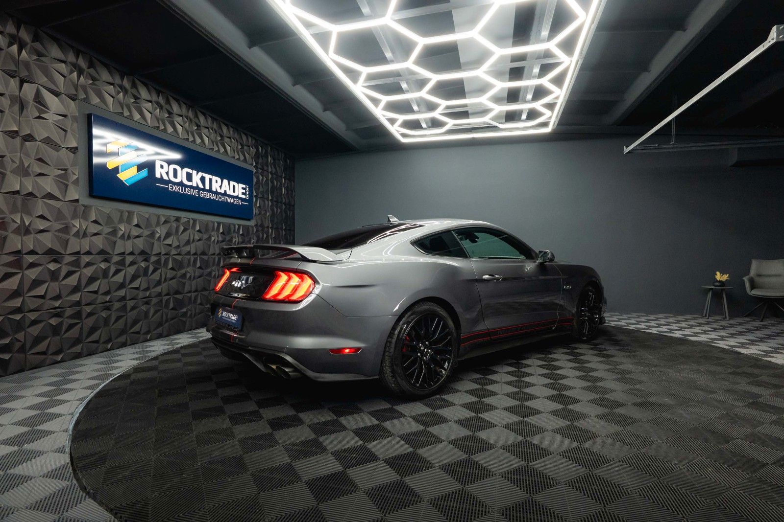 Fahrzeugabbildung Ford Mustang Shelby GT 500 5.0 V8 Performance CarPlay