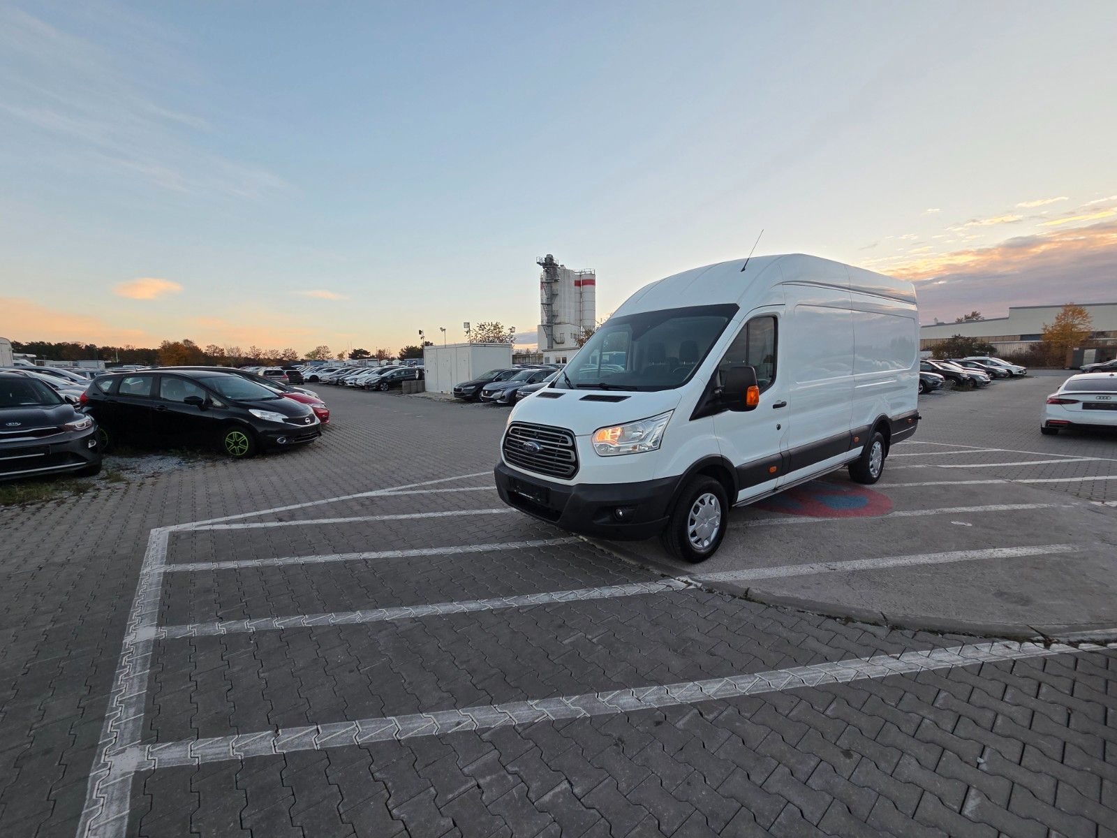 Ford Transit H3 L4 klima Kamera tüv bis 07/2028 imagem 3