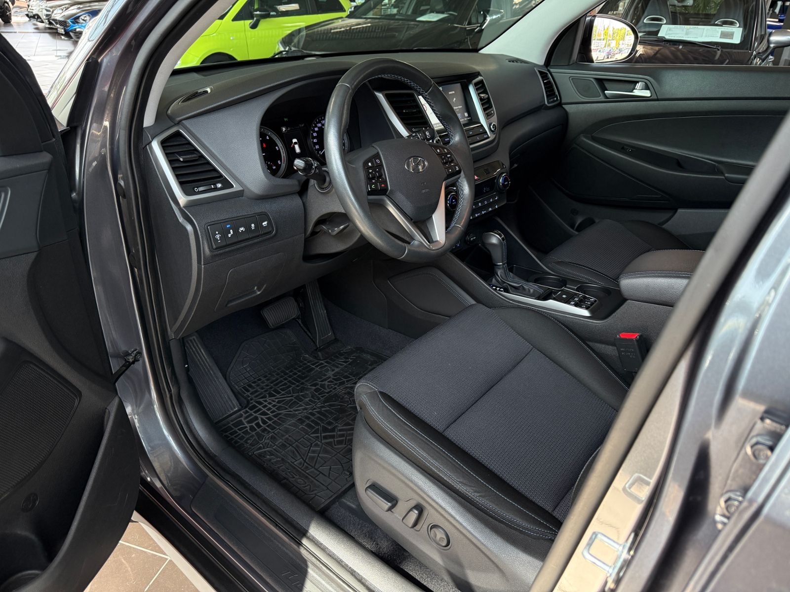 Fahrzeugabbildung Hyundai TUCSON Premium 4WD AHK LED NAVI