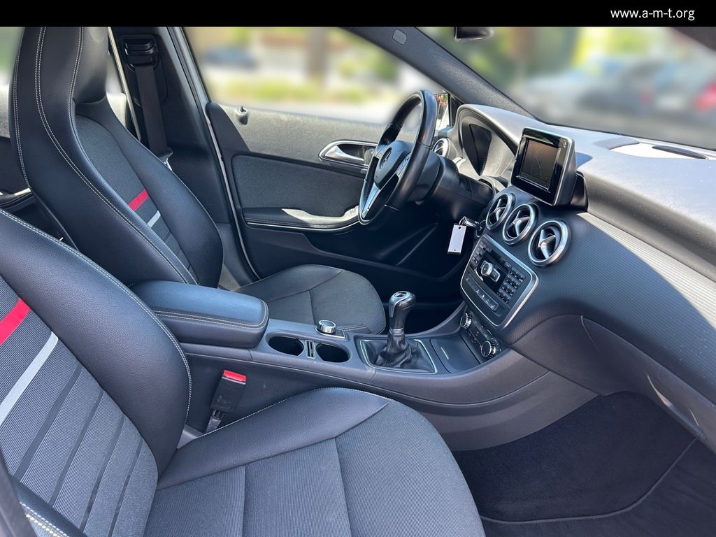 MERCEDES-BENZ A 180 Style*Navi*Bi-Xenon*Tempomat*Klima*M+S