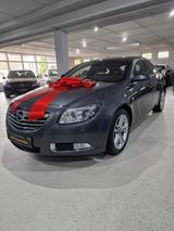 Opel Insignia A Lim. Innovation 4x4 220PS- Garantie * - Opel Insignia aus 2011