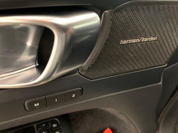 Volvo XC40 - 10