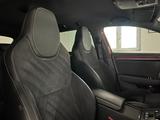 Skoda Superb Combi SPORTLINE/LED/STHZ/AHK/ACC/VRTL - rote Skoda Superb