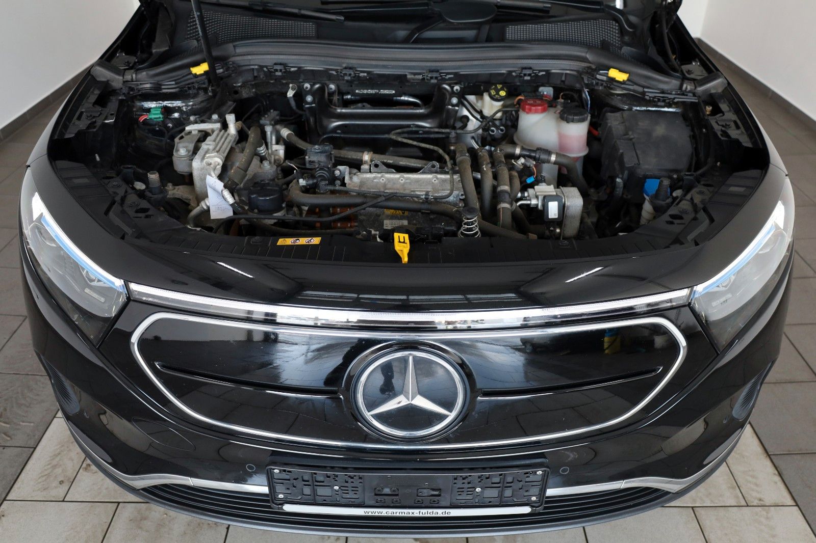 Fahrzeugabbildung Mercedes-Benz EQA 250, Progressive T.Leder,Navi,LED,SH,Kamera