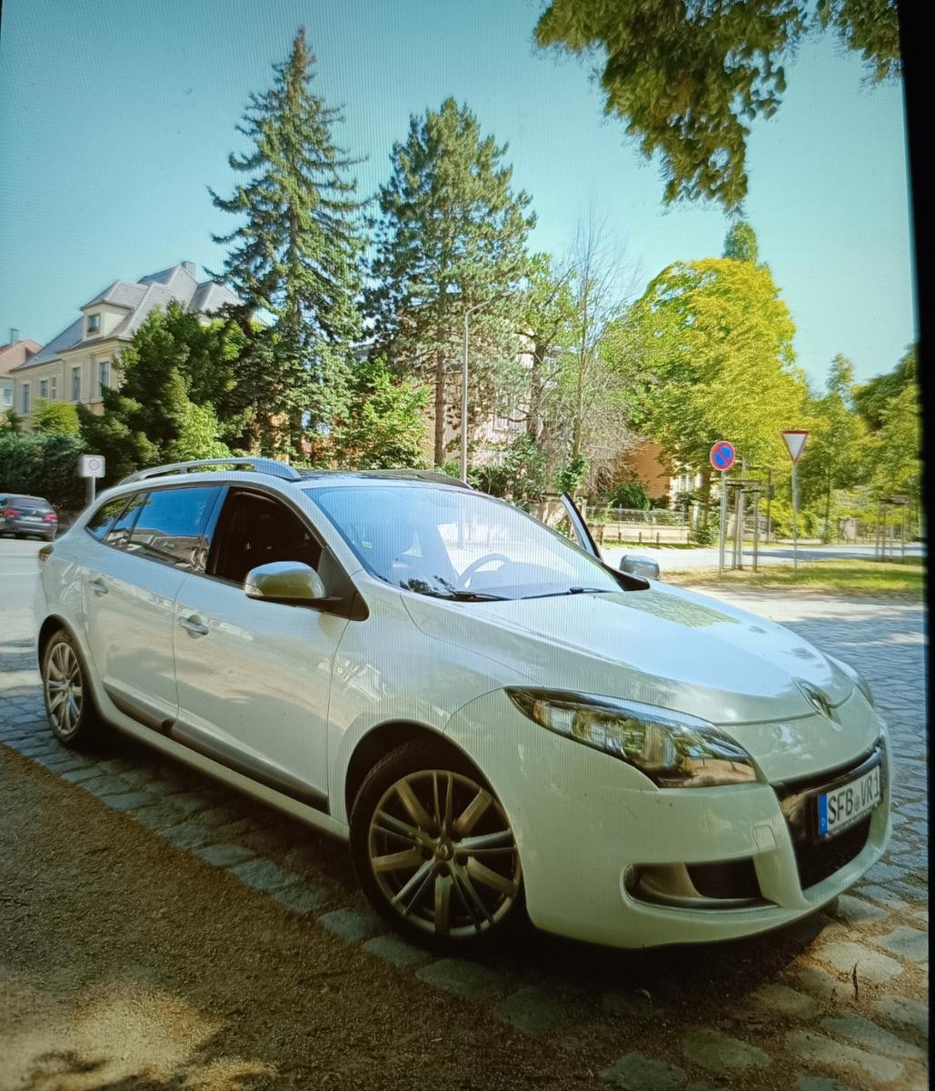Renault Megane 2010 — photo 6