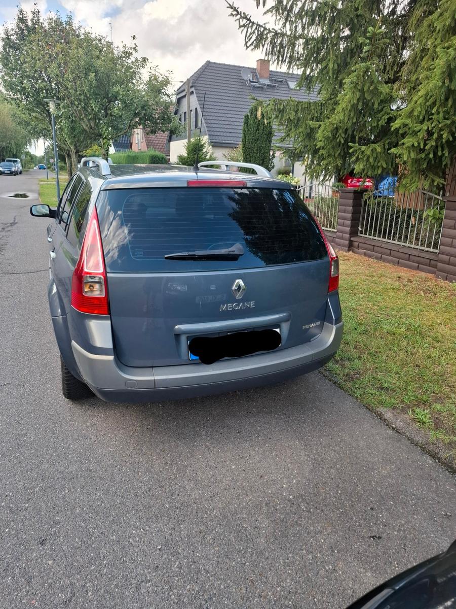 Renault Megane 2007 — rear view