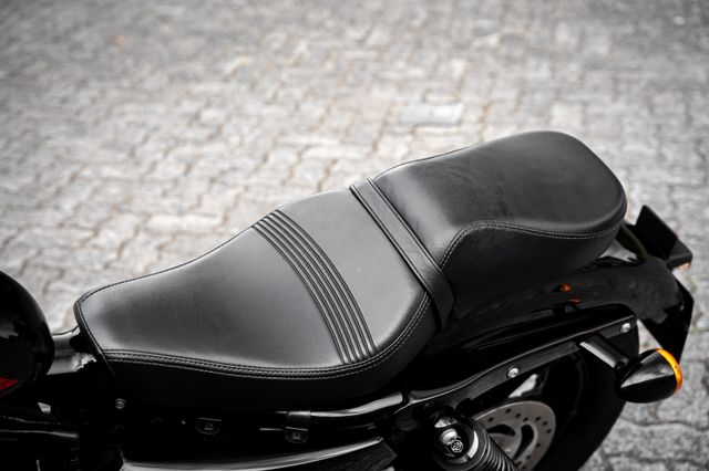 Fahrzeugabbildung Harley-Davidson XL1200NS SPORTSTER IRON - 1.HAND -