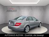 Mercedes-Benz C 180 CGI BlueEfficiency*1.HAND*AUTOMATIK*AHK* - Mercedes-Benz C 180 mit Benzin-Antrieb: Limousine, Automatik