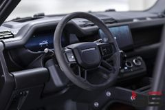 LAND ROVER Defender 90 V8 Carpathian Edition