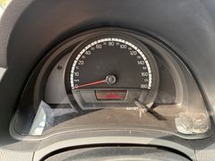 Volkswagen up! 1.0 take up!
