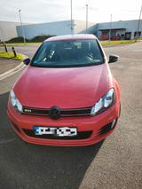 Volkswagen Golf 2.0 TSI GTI adidas  - Volkswagen Golf: GTI Adidas