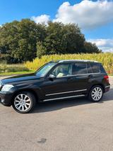 Mercedes-Benz GLK 320 CDI, TÜV NEU - schwarze Mercedes-Benz GLK 320