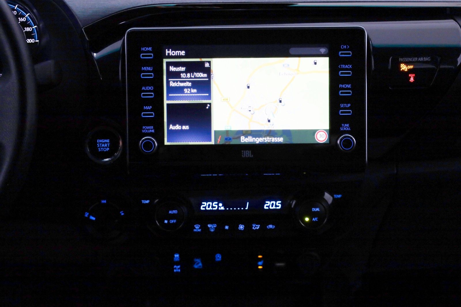 Fahrzeugabbildung Toyota Hilux 2.8 D-4D Invincible,ACC,Navi,Rollo,AHK