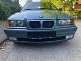 BMW 323i Autom., E36, 1. Hand, 87.000 km, ... - BMW 323: 323i E36