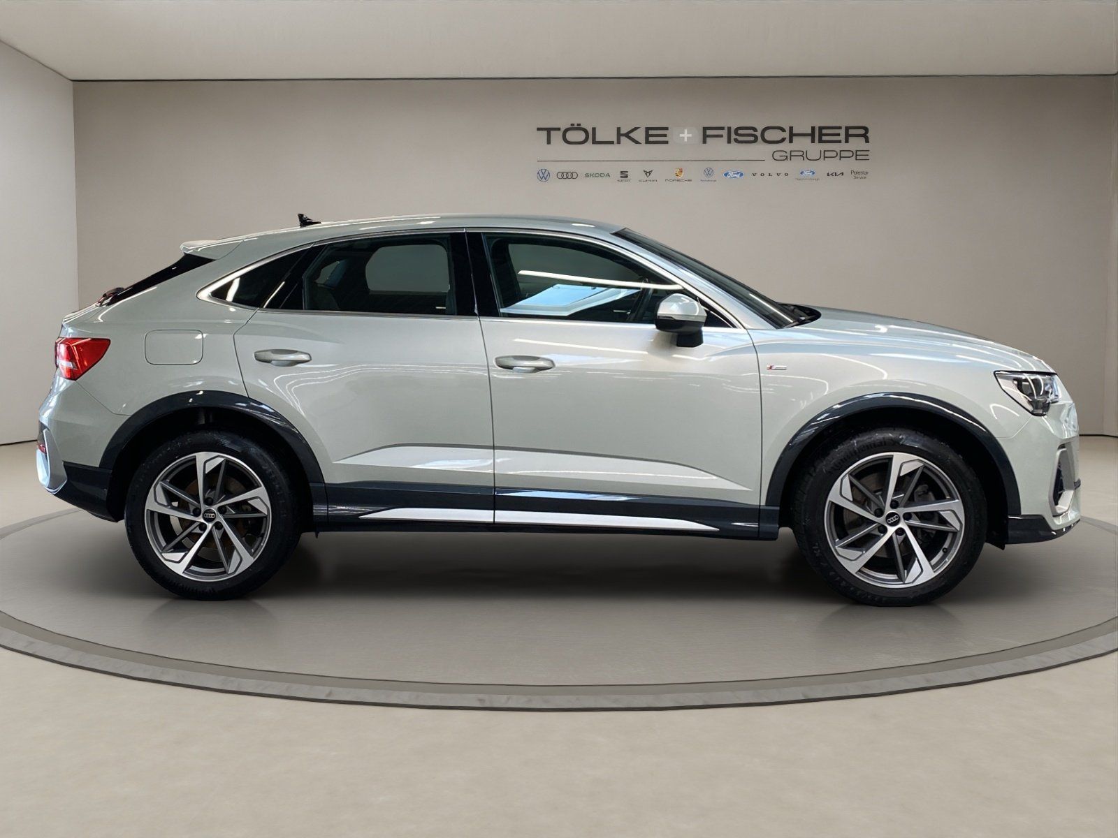 Audi Q3 Sportback 40 TDI quattro S-Line S-line LM foto 6
