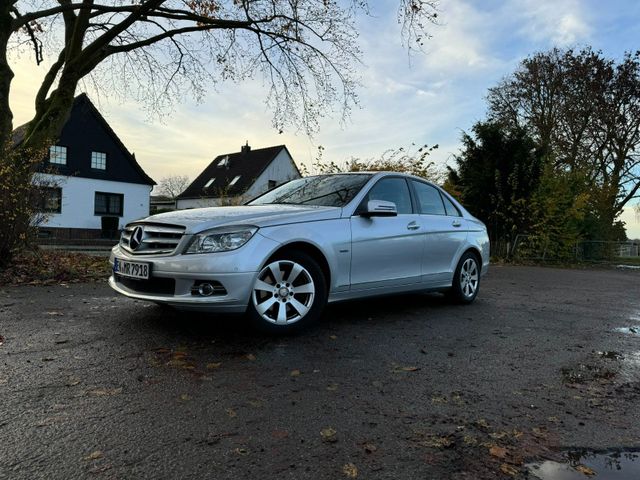 Mercedes-Benz C200 Benzin Euro 5 in Top-Zu...