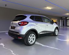 RENAULT Captur Limited - Thumbnail 7