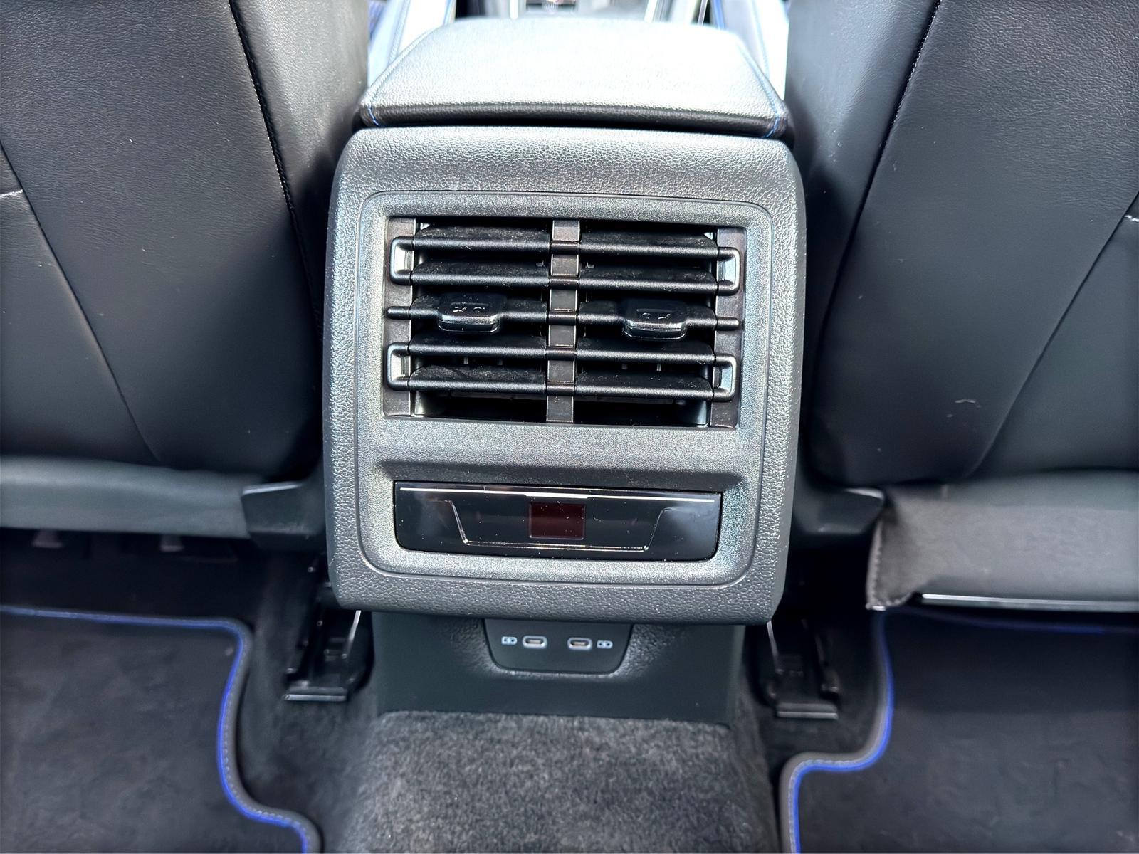 Volkswagen Golf R 4MO*DCC*HUD*AKRAPOVIC*IQ*HARMAN*ACC*KAM, миниатюра 17