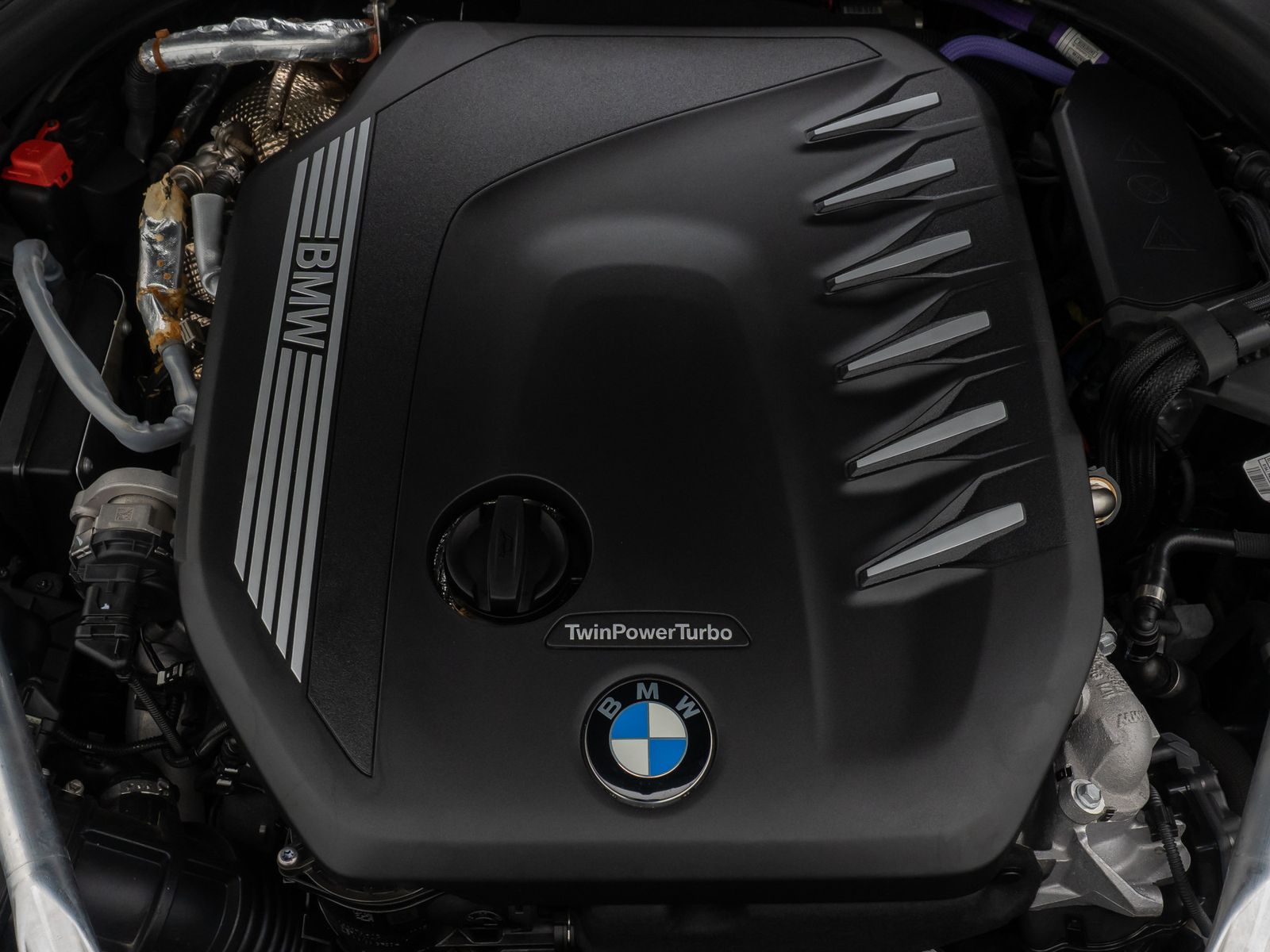 Fahrzeugabbildung BMW 540d xD M Sport DAB HUD HiFi Laser AHK Panorama