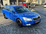 Skoda Octavia Combi DSG Ambiente TOUCH-NAVI+XENON+AHK - Skoda Octavia: Ambiente Combi