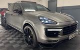 Porsche Cayenne Turbo*Sport-Chrono*PANO*Matrix*Keramik* - Porsche Cayenne Gebrauchtwagen in München