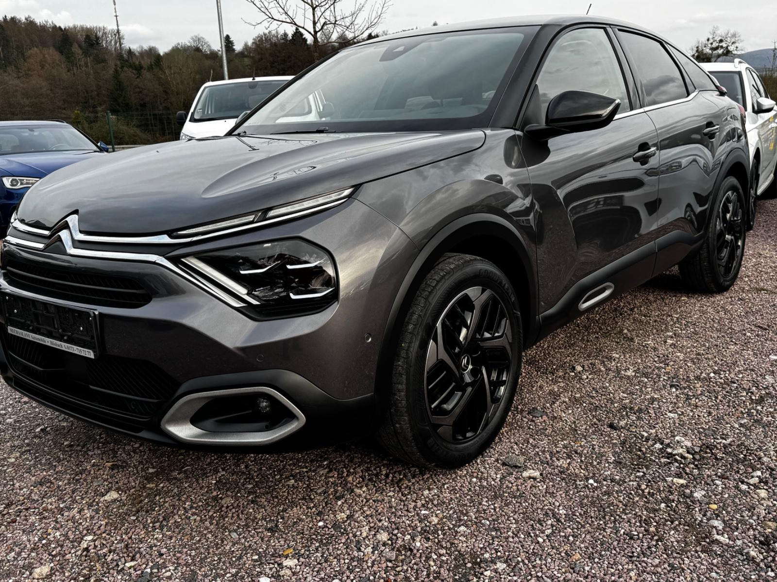 Citroën C4 Lim. Shine PT 130 *Leder*Navi*Kamera*