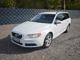 Volvo V70 T5 2.5T 231PS Geartronic Vollleder Kinetic - Volvo V70 mit Benzin-Antrieb: Leder, Kombi