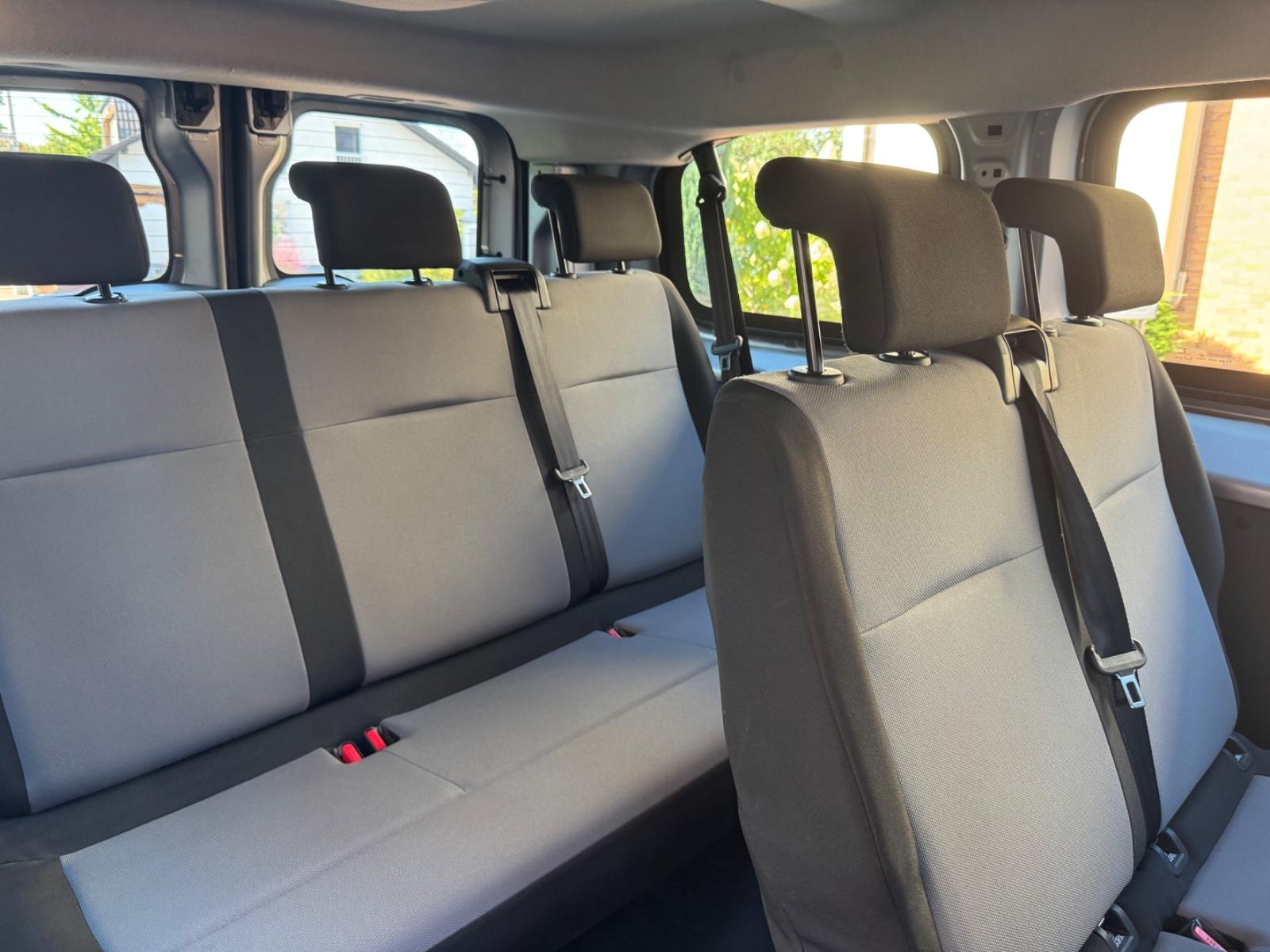 Peugeot Expert Traveller L2 8Sitzer 2xPDC+NAVI+Tempomat