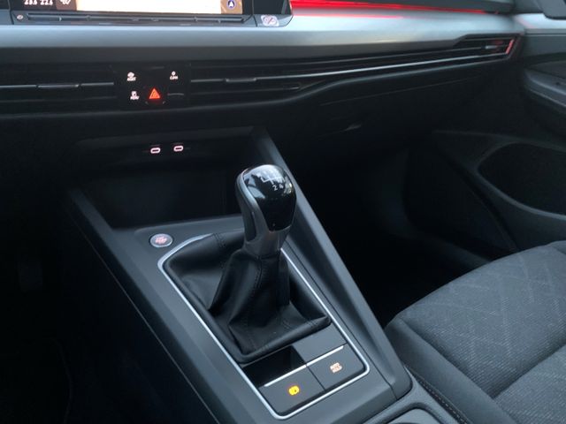Golf Variant VIII 2.0 TDI LIFE NAVI KEYLESS PDCv