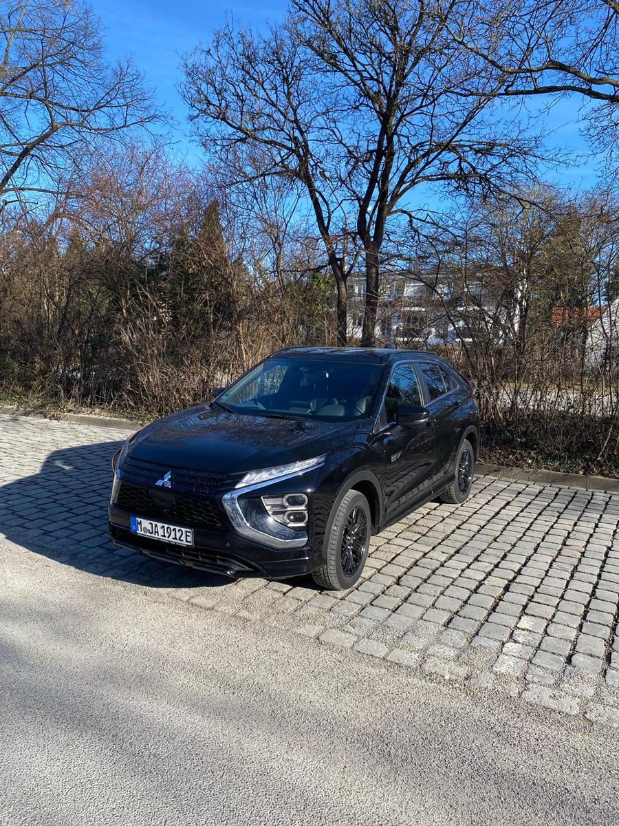 Mitsubishi Eclipse Cross 2.4 PLUG-IN HYBRID 4WD Top