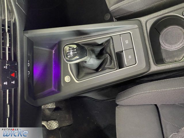 Golf VIII Variant 1.5 TSI Style NAVI KLIMA LED
