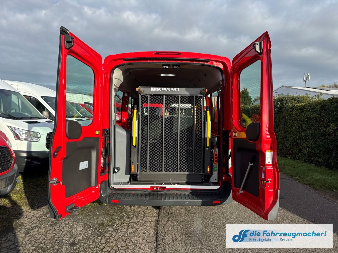 Fahrzeugabbildung Ford Transit Kombi 350 L3 Trend StandHZG *8431